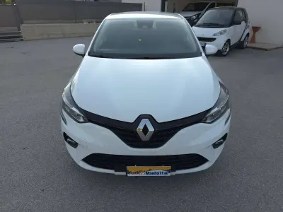 Usata Renault Clio V Business 86 CV (63 kW) 2020 Bianco Berlina
