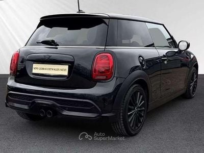 Usata 2022 Mini Cooper Clubman Essential Station wagon | 19.300 € (Ottimo prezzo)