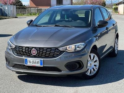 Usata Fiat Tipo Easy 120 CV (88 kW) 2018 Grigio Berlina