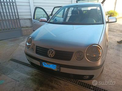 Usata VW Polo Comfortline 75 CV (55 kW) 2003 Grigio Berlina