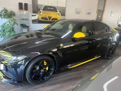 Usata Alfa Romeo Giulia Tech Edition 160 CV (117 kW) 2018 Nero Berlina