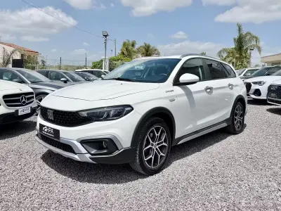 Usata Fiat Tipo Cross 131 CV (96 kW) 2022 Bianco Station wagon