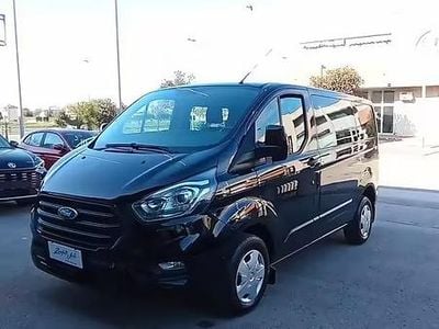 Usata Ford Transit Custom 105 CV (77 kW) 2018 Nero Berlina