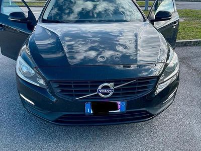 Usata Volvo V60 2016 Nero Station wagon