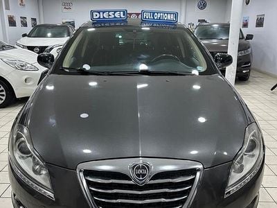 Usata Lancia Delta 120 CV (88 kW) 2013 Grigio Utilitaria