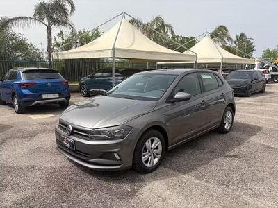 Usata VW Polo Comfortline 95 CV (69 kW) 2020 Grigio Utilitaria