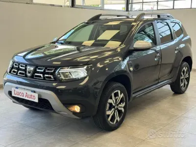 Usata Dacia Duster Prestige 101 CV (74 kW) 2022 Grigio SUV