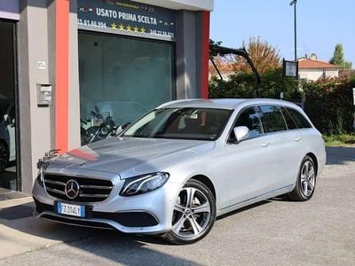 Usata Mercedes E220 194 CV (142 kW) 2020 Argento / metallizzato Station wagon