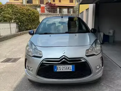 Usata Citroën DS3 Cabriolet 92 CV (67 kW) 2013 Grigio Cabrio