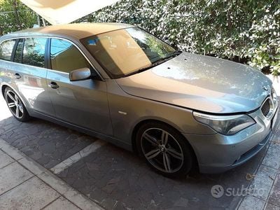 Usata BMW 535 272 CV (200 kW) 2006 Grigio Station wagon
