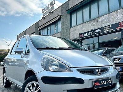 Usata Honda Jazz LS 78 CV (57 kW) 2004 Grigio Utilitaria