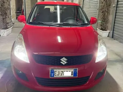 Usata Suzuki Swift 68 CV (50 kW) 2011 Rosso Utilitaria