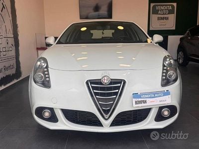 Usata Alfa Romeo Giulietta Progression 120 CV (88 kW) 2014 Bianco Utilitaria