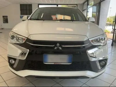 Usata Mitsubishi ASX Inform 117 CV (86 kW) 2019 Bianco SUV