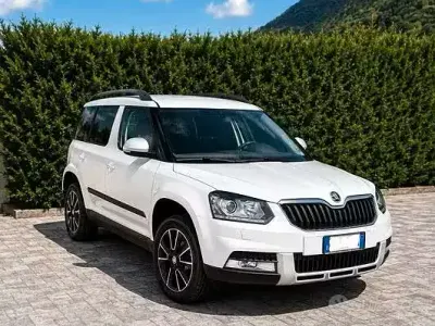 Usata Skoda Yeti Design Edition 110 CV (80 kW) 2017 Bianco SUV