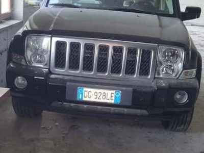 usata Jeep Commander 3.0 V6 crd Overland auto