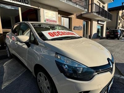 Usata Renault Clio IV Life 75 CV (55 kW) 2017 Beige Berlina