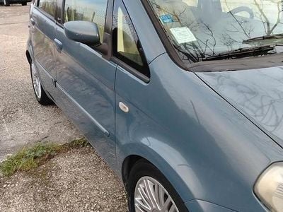 Usata Lancia Musa 69 CV (50 kW) 2006 Grigio Monovolume