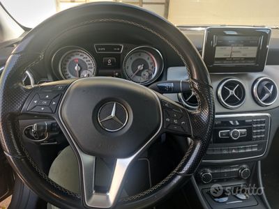 Mercedes CLA220