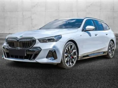 Usata BMW 540 M Sport 286 CV (210 kW) 2024 Grigio Station wagon
