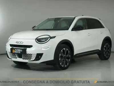 Usata Fiat 600 La Prima 101 CV (74 kW) 2026 Bianco SUV