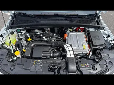 Nuova Renault Clio Techno 160 CV (117 kW) 2026 Bianco Utilitaria