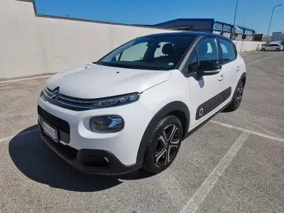 Usata Citroën C3 Feel 82 CV (60 kW) 2018 Bianco Utilitaria