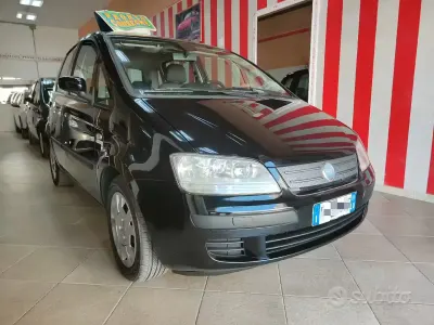 Usata Fiat Idea 69 CV (50 kW) 2008 Nero Monovolume