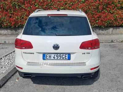 Usata VW Touareg 240 CV (176 kW) 2011 Bianco SUV
