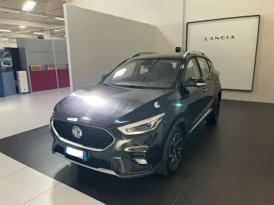 Usata MG ZS Luxury 106 CV (77 kW) 2024 Nero SUV