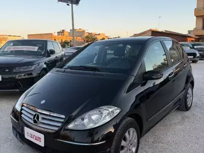 Usata Mercedes A180 Avantgarde 109 CV (80 kW) 2007 Nero Berlina