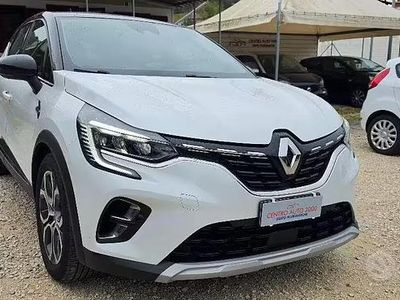 Usata Renault Captur Intens 95 CV (69 kW) 2020 Bianco SUV