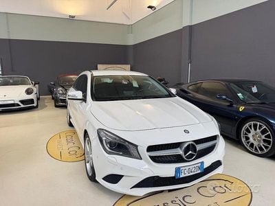 Usata Mercedes CLA220 Shooting Brake 177 CV (130 kW) 2016 Bianco Station wagon