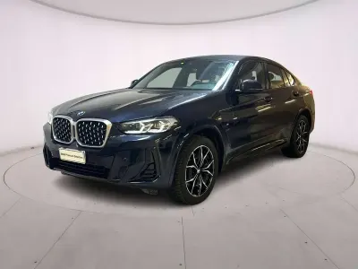 Usata BMW X4 M Sport 190 CV (139 kW) 2023 Carbon black SUV