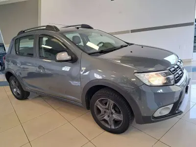 Usata Dacia Sandero Stepway 90 CV (66 kW) 2017 Grigio Berlina