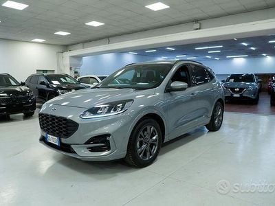 Usata Ford Kuga ST-Line 120 CV (88 kW) 2020 Grigio SUV