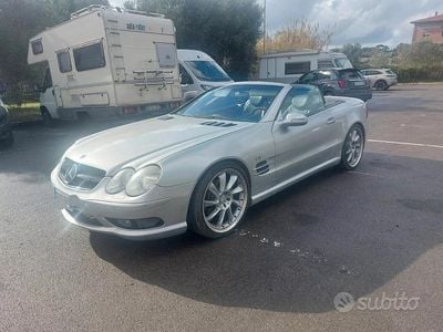 Usata Mercedes SL500 AMG 305 CV (224 kW) 2002 Grigio Cabrio