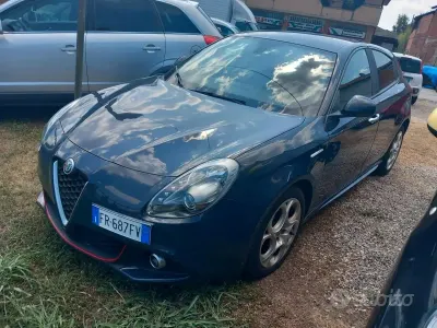 Usata Alfa Romeo Giulietta Business 120 CV (88 kW) 2018 Bianco Utilitaria