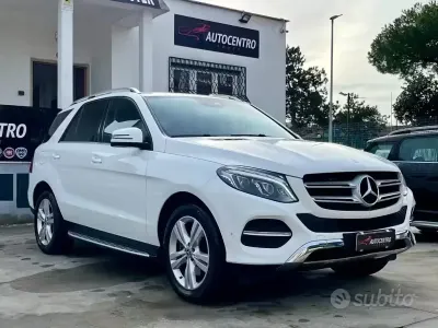 Usata Mercedes GLE250 204 CV (150 kW) 2016 Bianco SUV