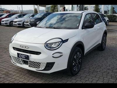 Nouvelle Fiat 600 La Prima 101 ch (74 kW) 2025 Blanc SUV
