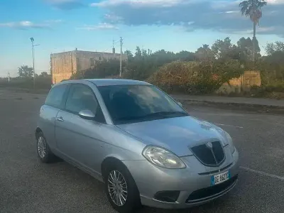 Usata Lancia Ypsilon 60 CV (44 kW) 2007 Utilitaria