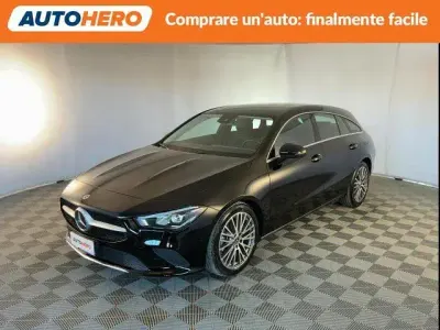 Usado Mercedes CLA180 Shooting Brake Progressive 116 CV (85 kW) 2023 Negro Familiar