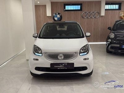 Usata Smart ForFour 71 CV (52 kW) 2017 Bianco Utilitaria
