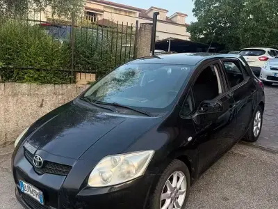 Usata Toyota Auris 90 CV (66 kW) 2007 Nero Utilitaria