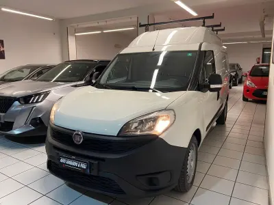 Usata Fiat Doblò 105 CV (77 kW) 2015 Bianco Monovolume