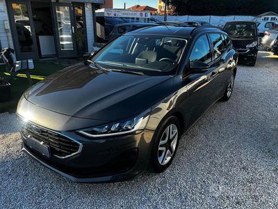 Usata Ford Focus Business Edition 120 CV (88 kW) 2023 Grigio Station wagon