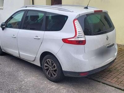 Usata Renault Grand Scénic III LIMITED 101 CV (74 kW) 2014 Monovolume