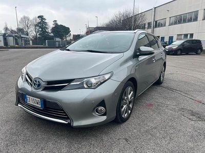 Usata Toyota Auris Touring Sports Business Edition 99 CV (72 kW) 2015 Grigio Station wagon