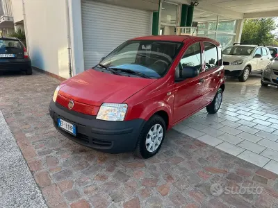 Usata Fiat Panda 75 CV (55 kW) 2010 Rosso Utilitaria