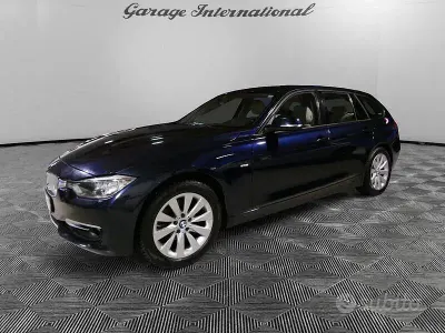 Usata BMW 320 Luxury Line 184 CV (135 kW) 2014 Blu/azzurro Station wagon